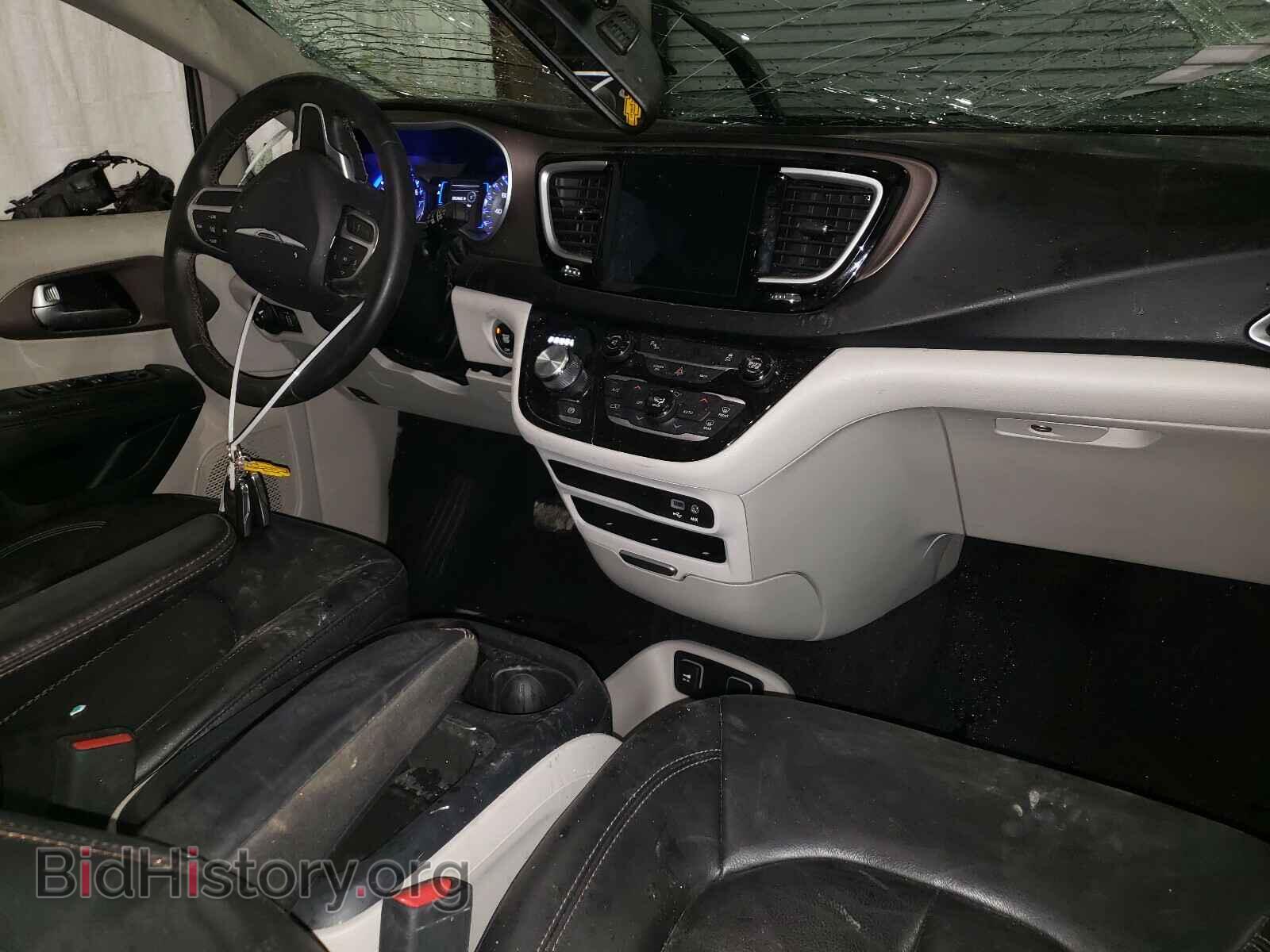 2017 CHRYSLER PACIFICA - VIN: 2C4RC1BGXHR537006 - Фото 9