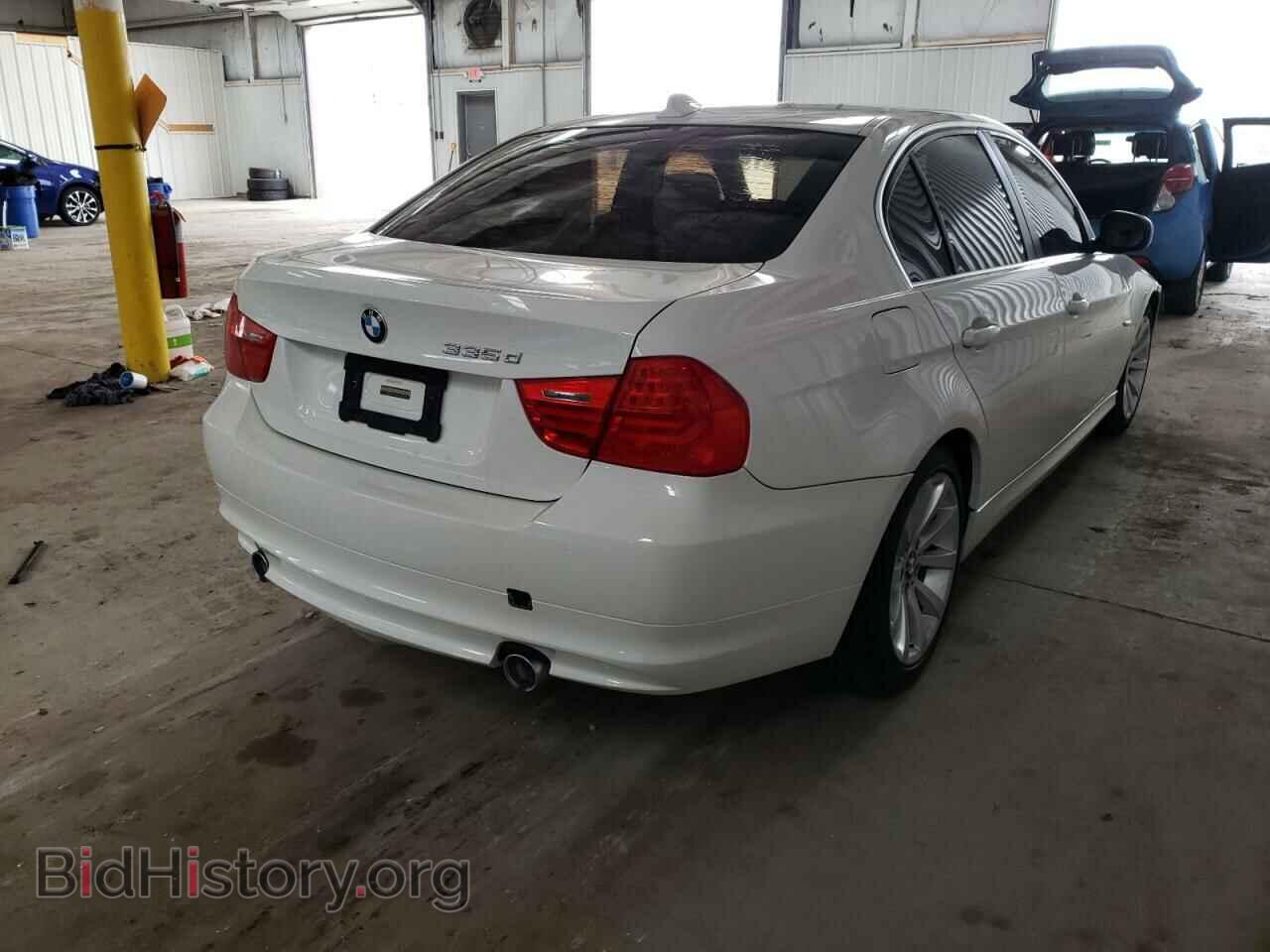 2011 BMW 3 SERIES - VIN: WBAPN7C53BA948869 - Фото 4
