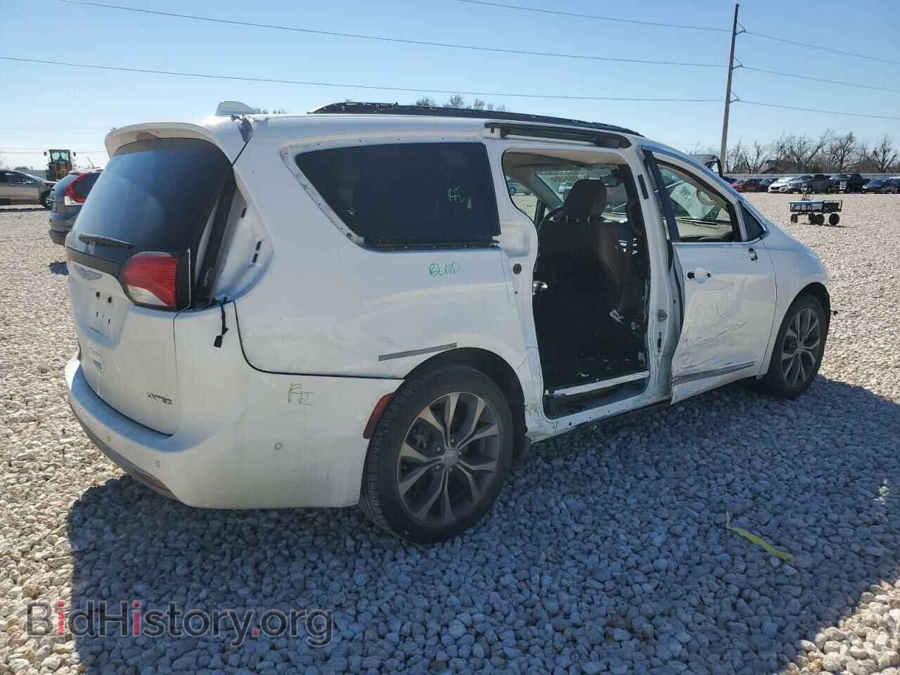 2017 CHRYSLER PACIFICA - VIN: 2C4RC1GG5HR851171 - Фото 3
