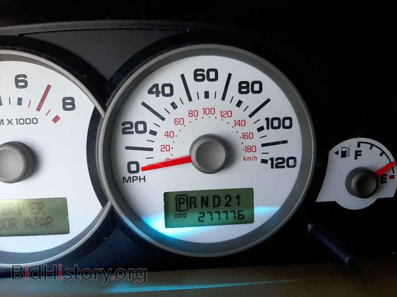 2006 FORD ESCAPE - VIN: 1FMCU04106KC25340 - Фото 8