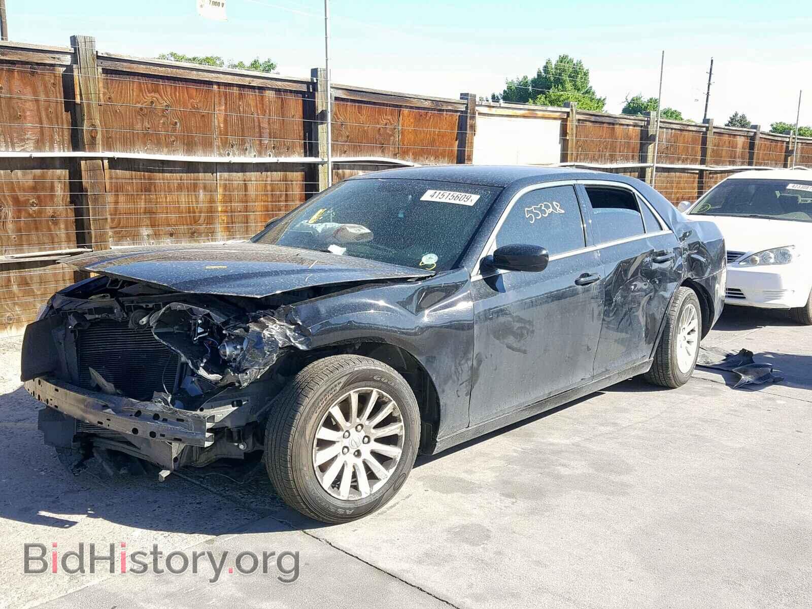 2014 CHRYSLER 300 - VIN: 2C3CCAAG0EH138957 - Фото 2