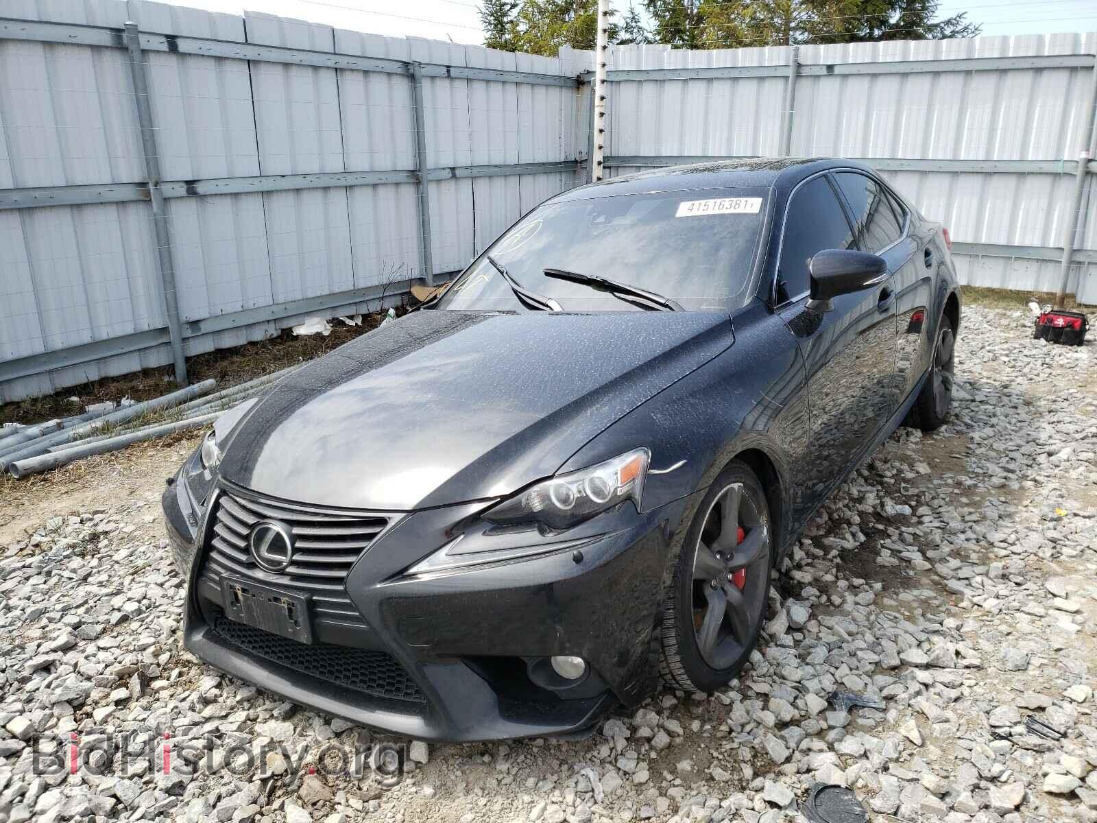 2014 LEXUS IS - VIN: JTHCE1D21E5001795 - Фото 2