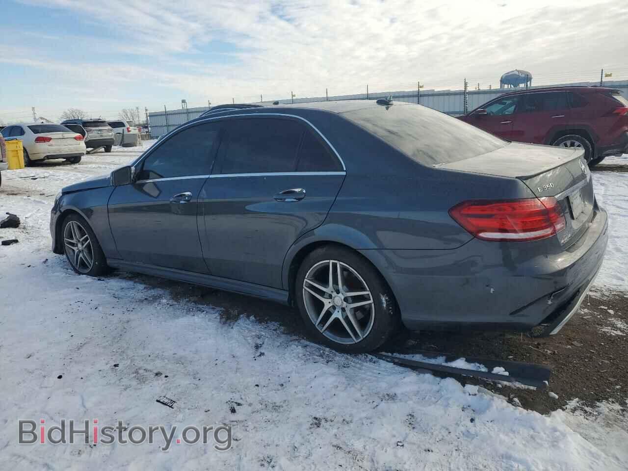 2015 MERCEDES-BENZ E-CLASS - VIN: WDDHF8JB8FB095846 - Фото 2