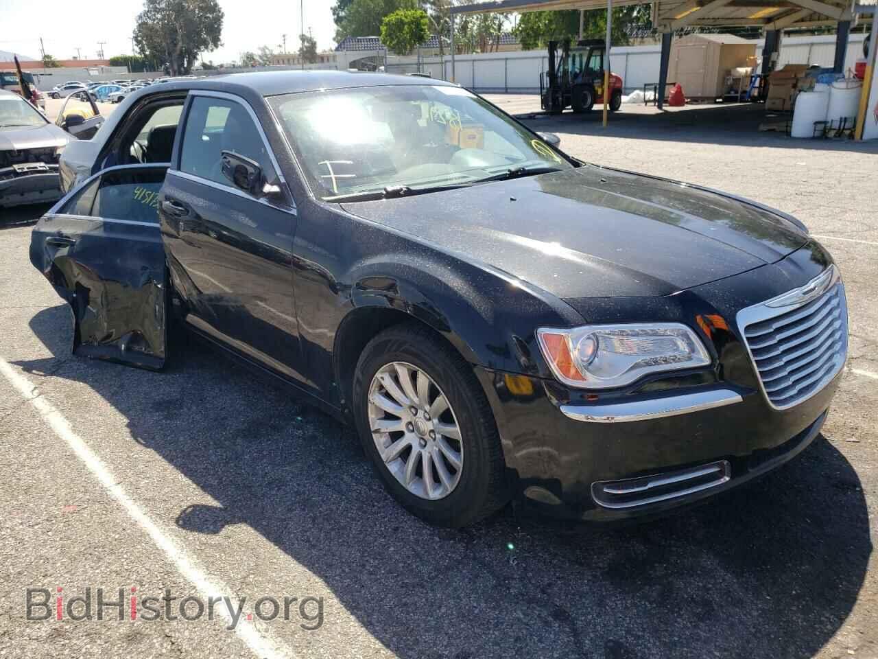 Фотография 2C3CCAAG3DH573549 - CHRYSLER 300 2013