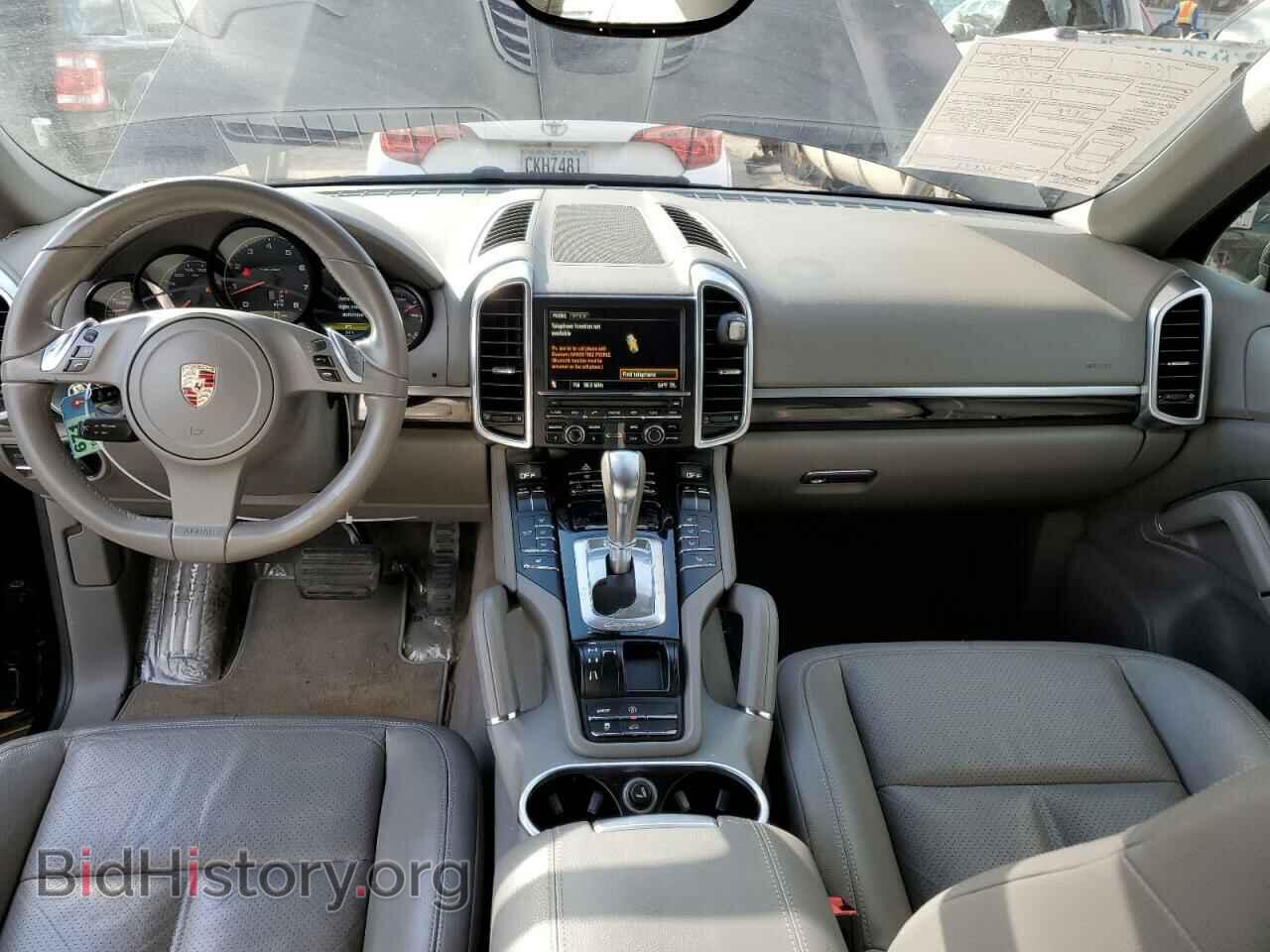 2011 PORSCHE CAYENNE - VIN: WP1AA2A29BLA10362 - Фото 8