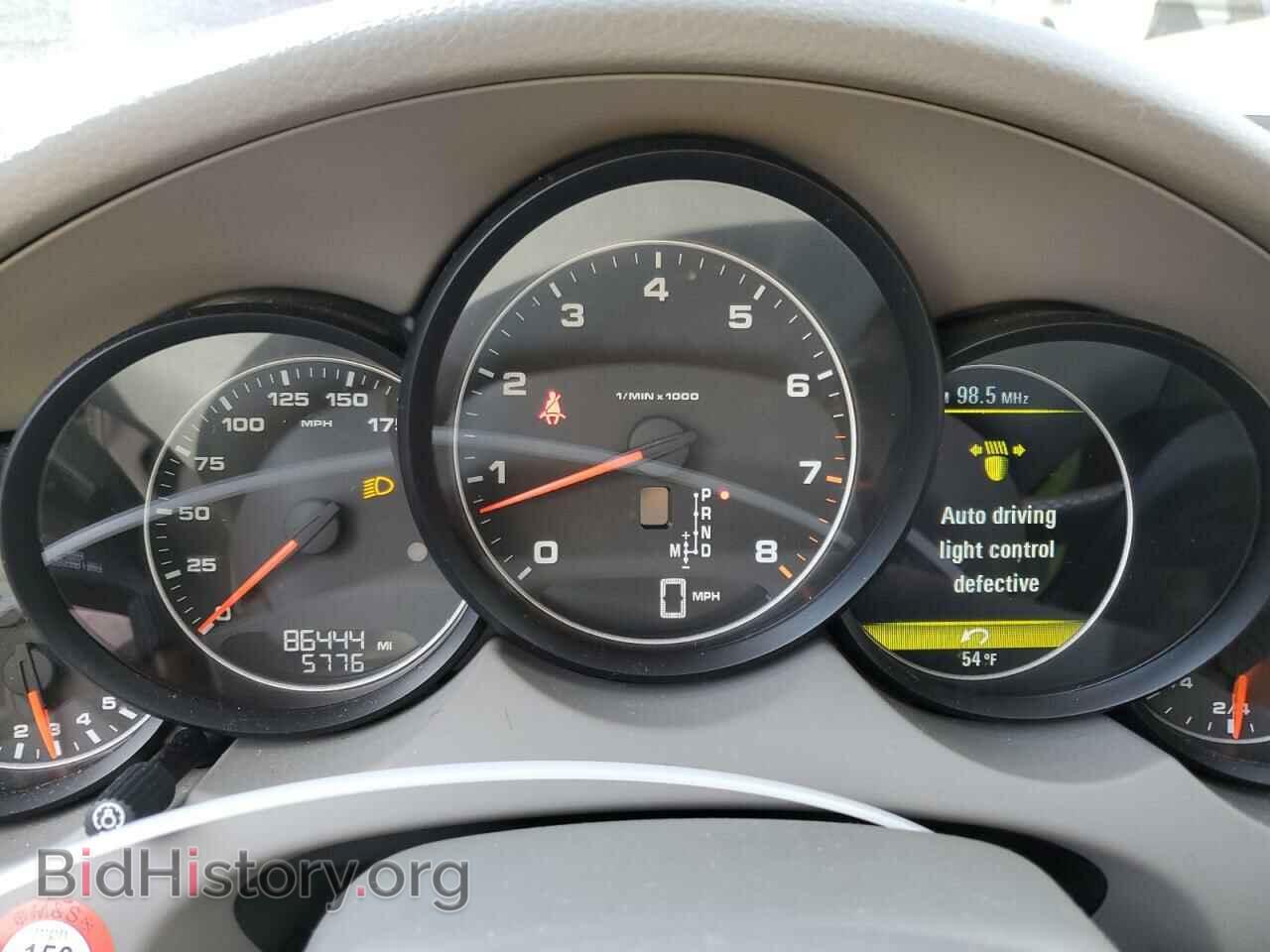 2011 PORSCHE CAYENNE - VIN: WP1AA2A29BLA10362 - Фото 9