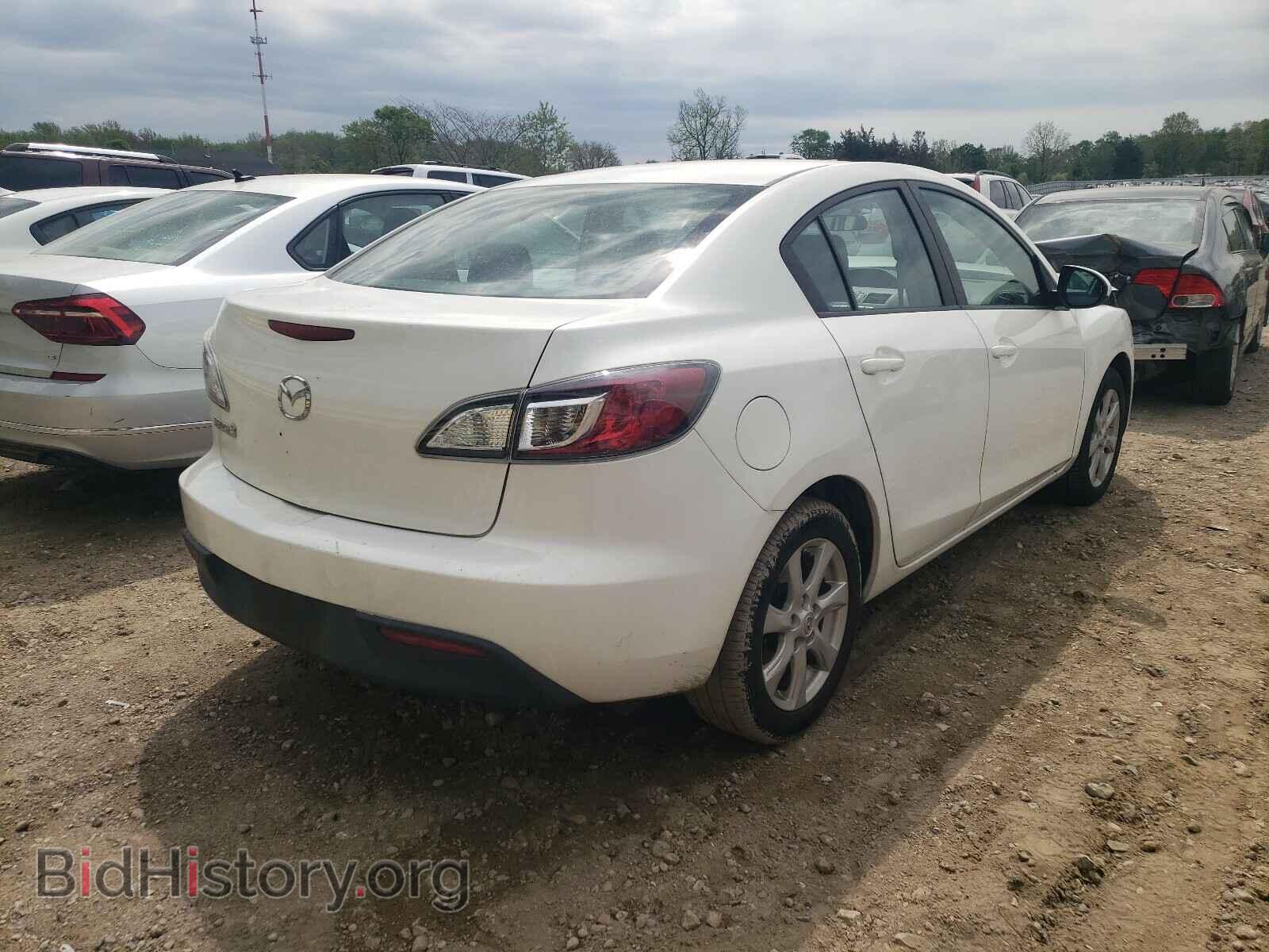 2011 MAZDA 3 - VIN: JM1BL1VG2B1490658 - Фото 4