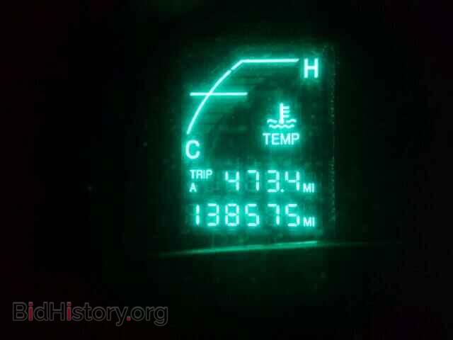 2002 CADILLAC DEVILLE - VIN: 1G6KD54Y82U207387 - Photo 8