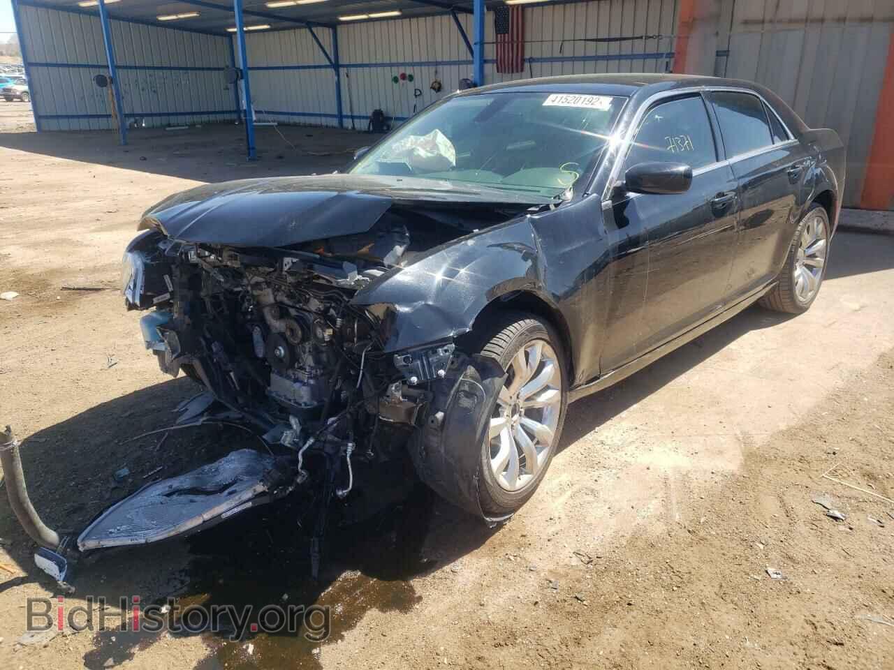2017 CHRYSLER 300 - VIN: 2C3CCAAG2HH621693 - Фото 2