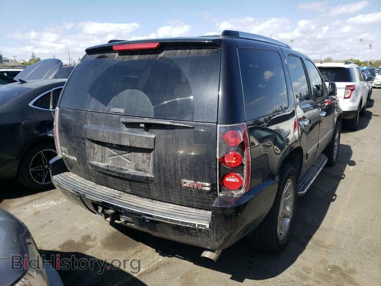 2011 GMC YUKON - VIN: 1GKS2EEF4BR340042 - Фото 4