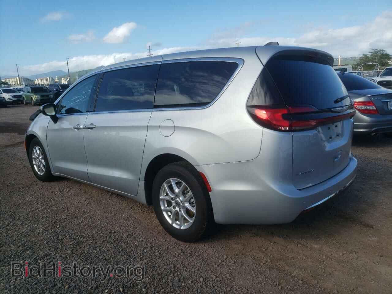 2023 CHRYSLER PACIFICA - VIN: 2C4RC1BG9PR586406 - Фото 2