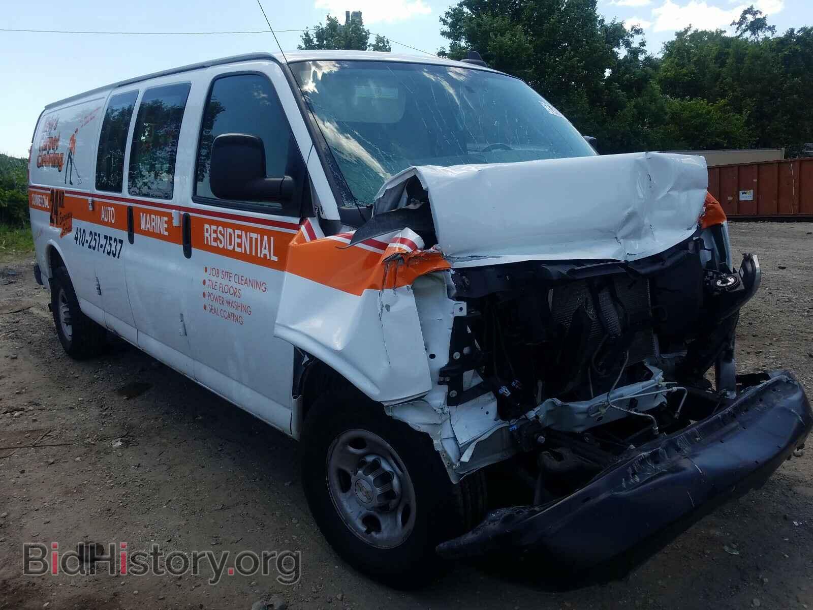 Photo 1GCWGBFG3J1337960 - CHEVROLET EXPRESS 2018