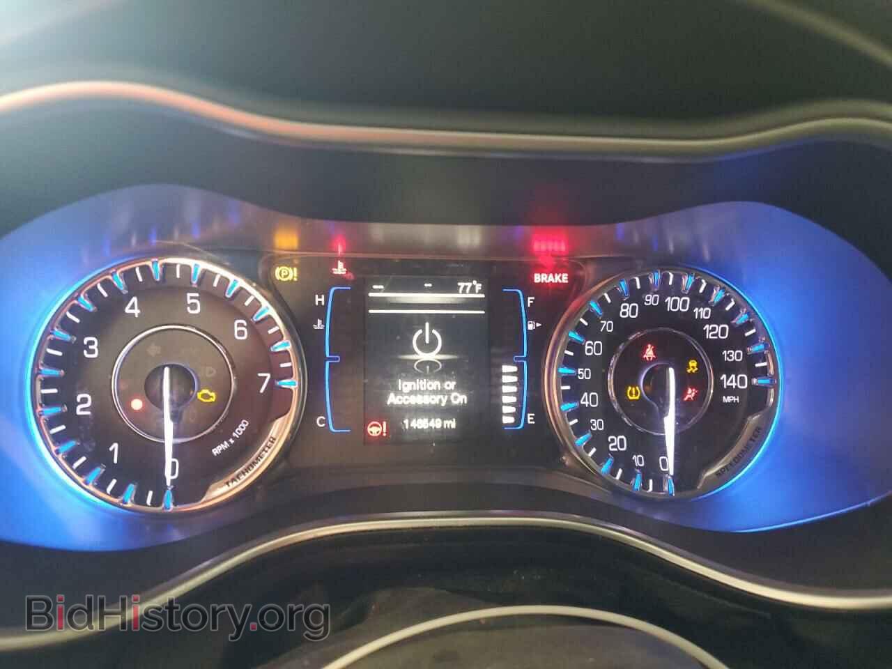 2015 CHRYSLER 200 - VIN: 1C3CCCABXFN611885 - Фото 9