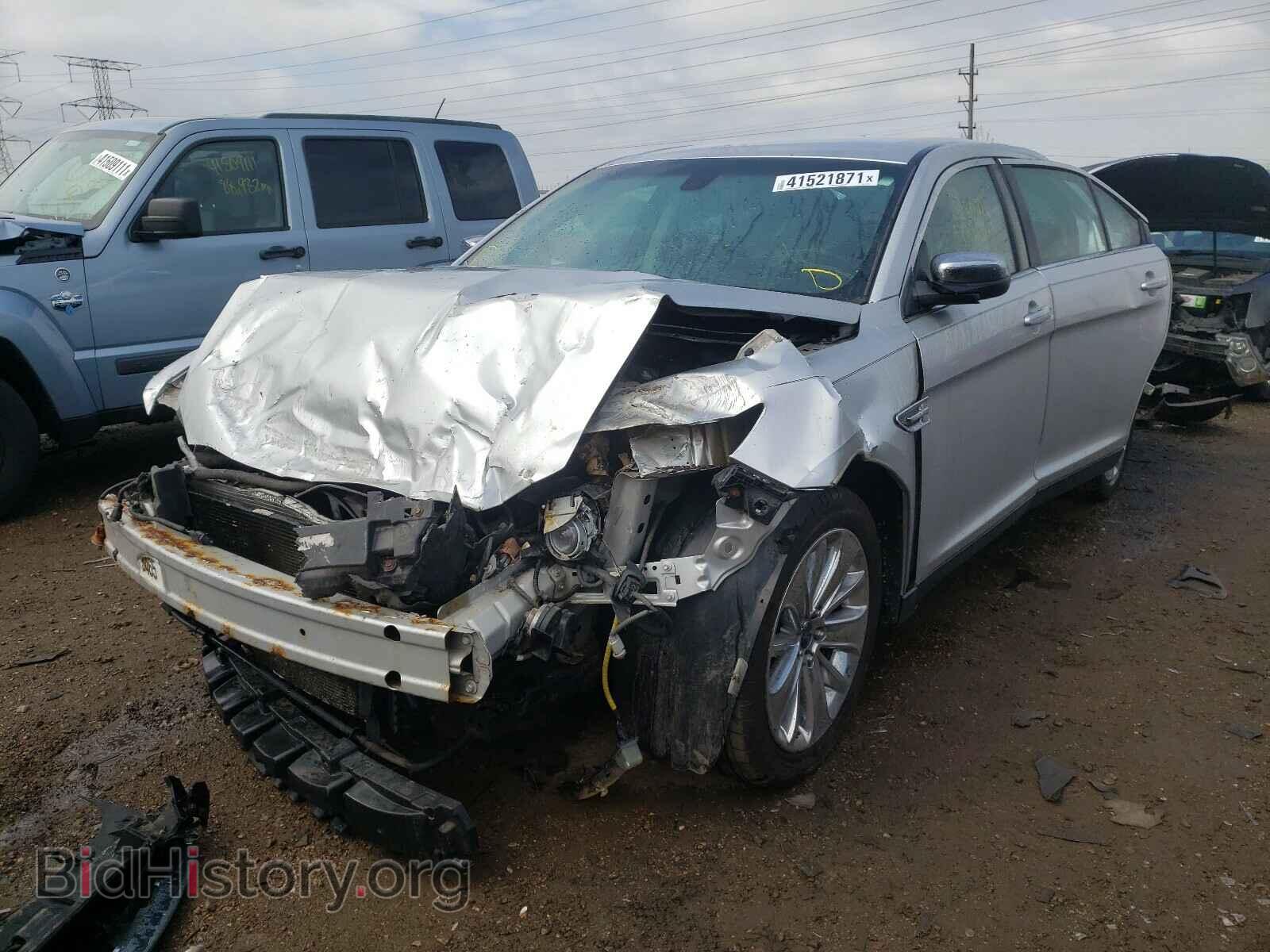 2010 FORD TAURUS - VIN: 1FAHP2FW7AG143189 - Фото 2