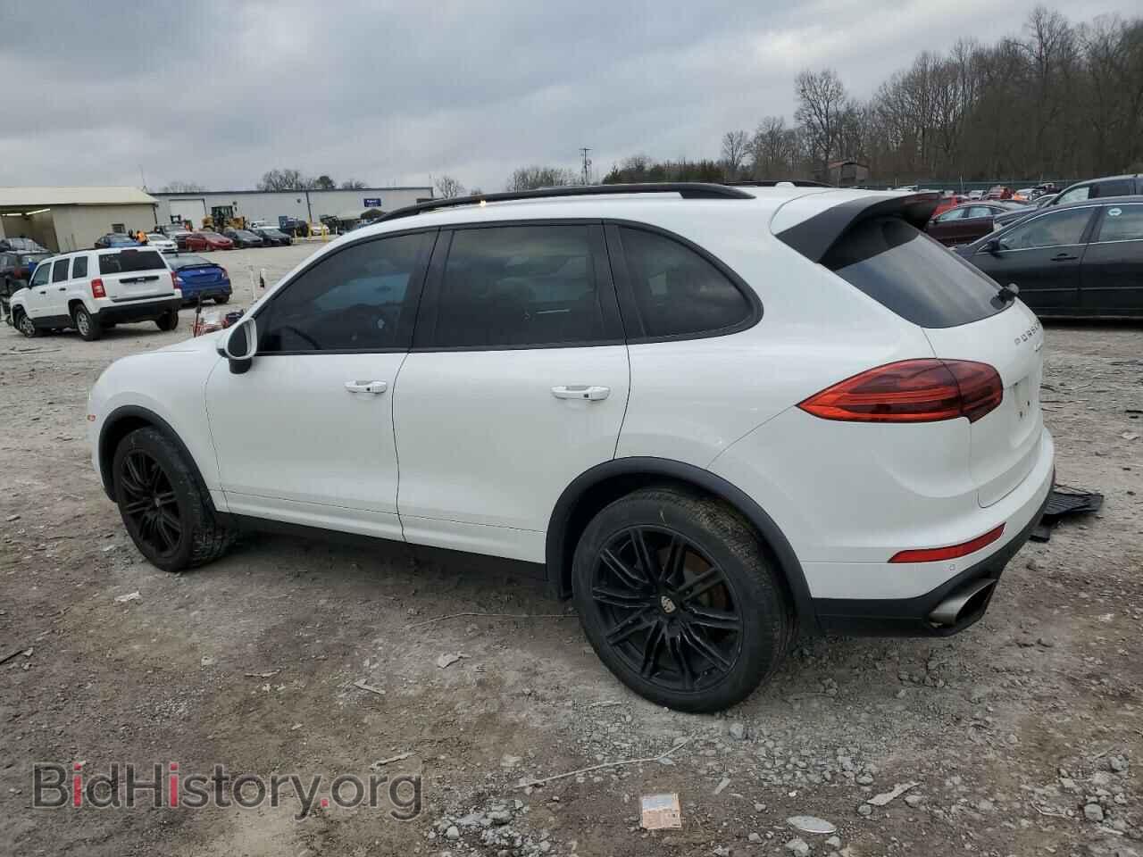 2016 PORSCHE CAYENNE - VIN: WP1AA2A27GKA37895 - Фото 2