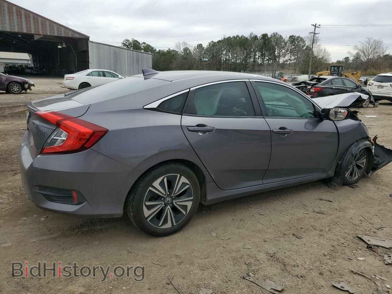 2017 HONDA CIVIC - VIN: 19XFC1F30HE004657 - Фото 3
