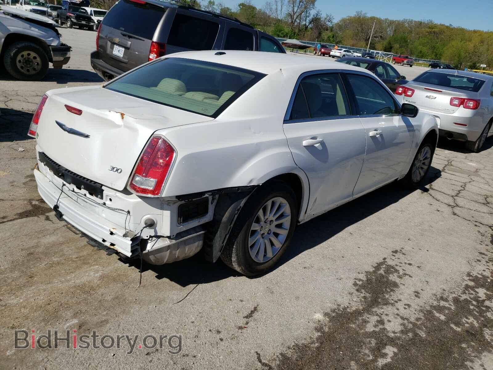 2011 CHRYSLER 300 - VIN: 2C3CA4CG0BH531793 - Фото 4