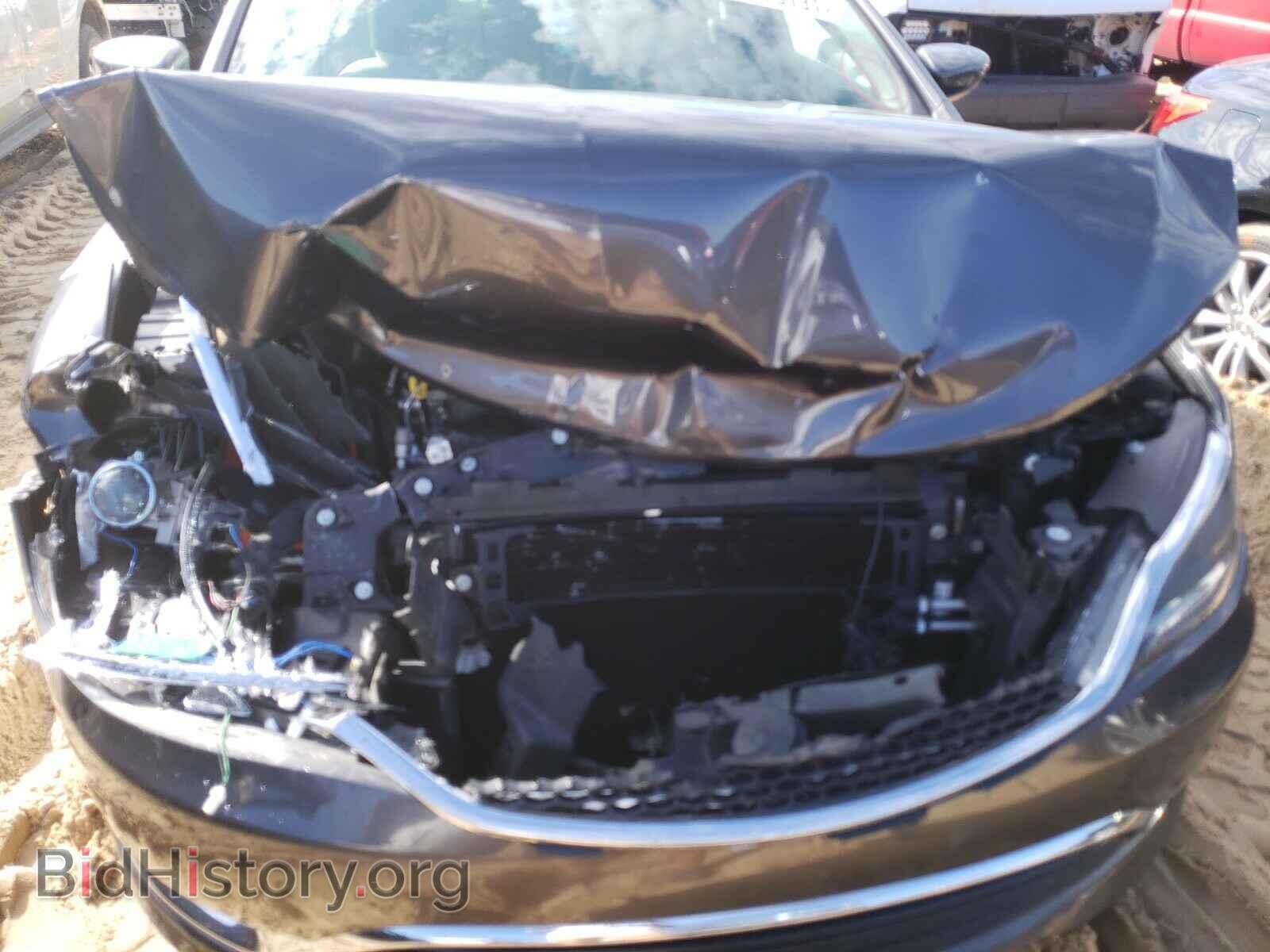 2016 CHRYSLER 200 - VIN: 1C3CCCAB5GN118620 - Фото 9