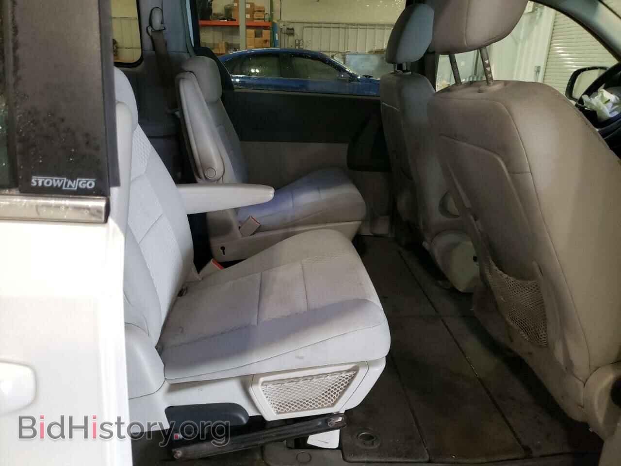 2010 CHRYSLER MINIVAN - VIN: 2A4RR5D17AR105696 - Фото 11