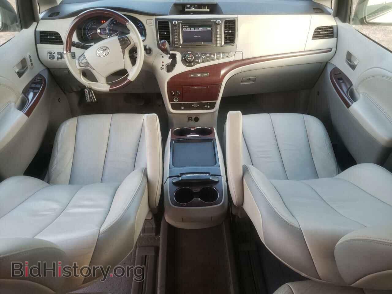 2011 TOYOTA All Models - VIN: 5TDYK3DC6BS070587 - Фото 8