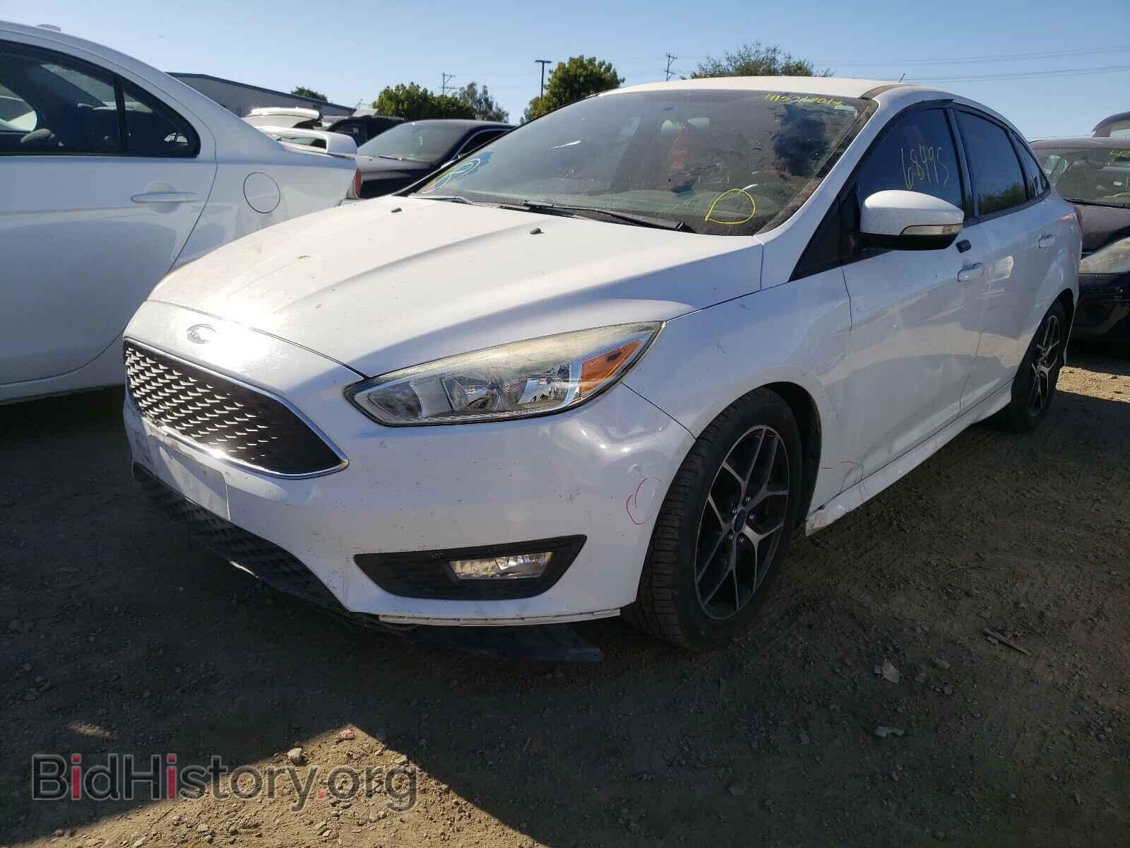 2016 FORD FOCUS - VIN: 1FADP3F2XGL329150 - Фото 2