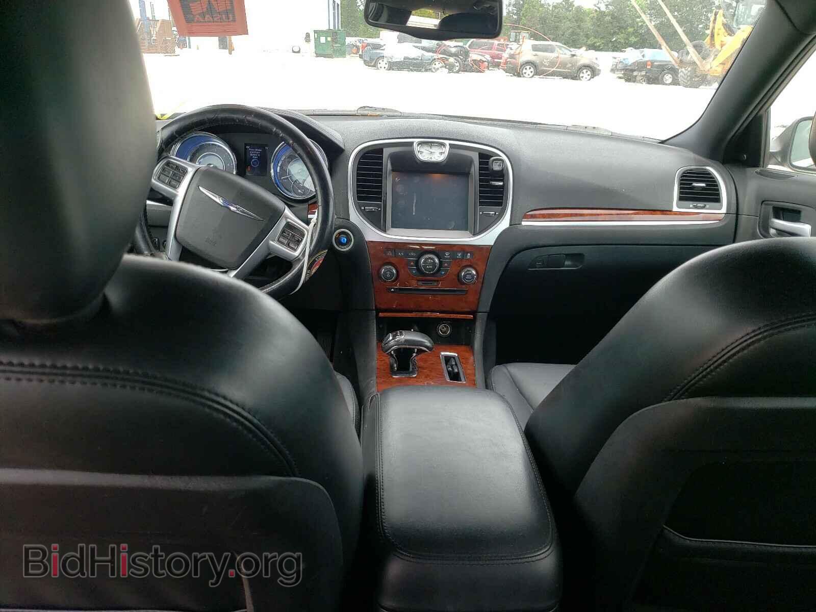 2012 CHRYSLER 300 - VIN: 2C3CCACG5CH192913 - Фото 9