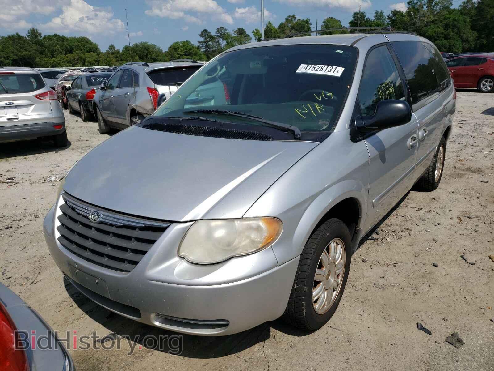 2006 CHRYSLER MINIVAN - VIN: 2A4GP54L16R840860 - Фото 2
