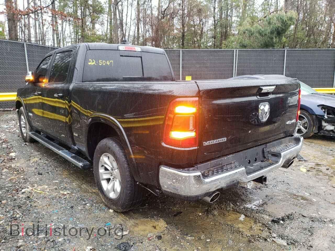2021 RAM 1500 - VIN: 1C6SRFRT2MN779089 - Фото 3