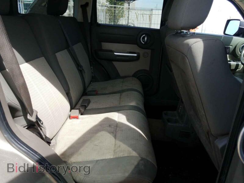 2007 Dodge NITRO (VIN 1D8GU58KX7W633765) — photo 6 of 10