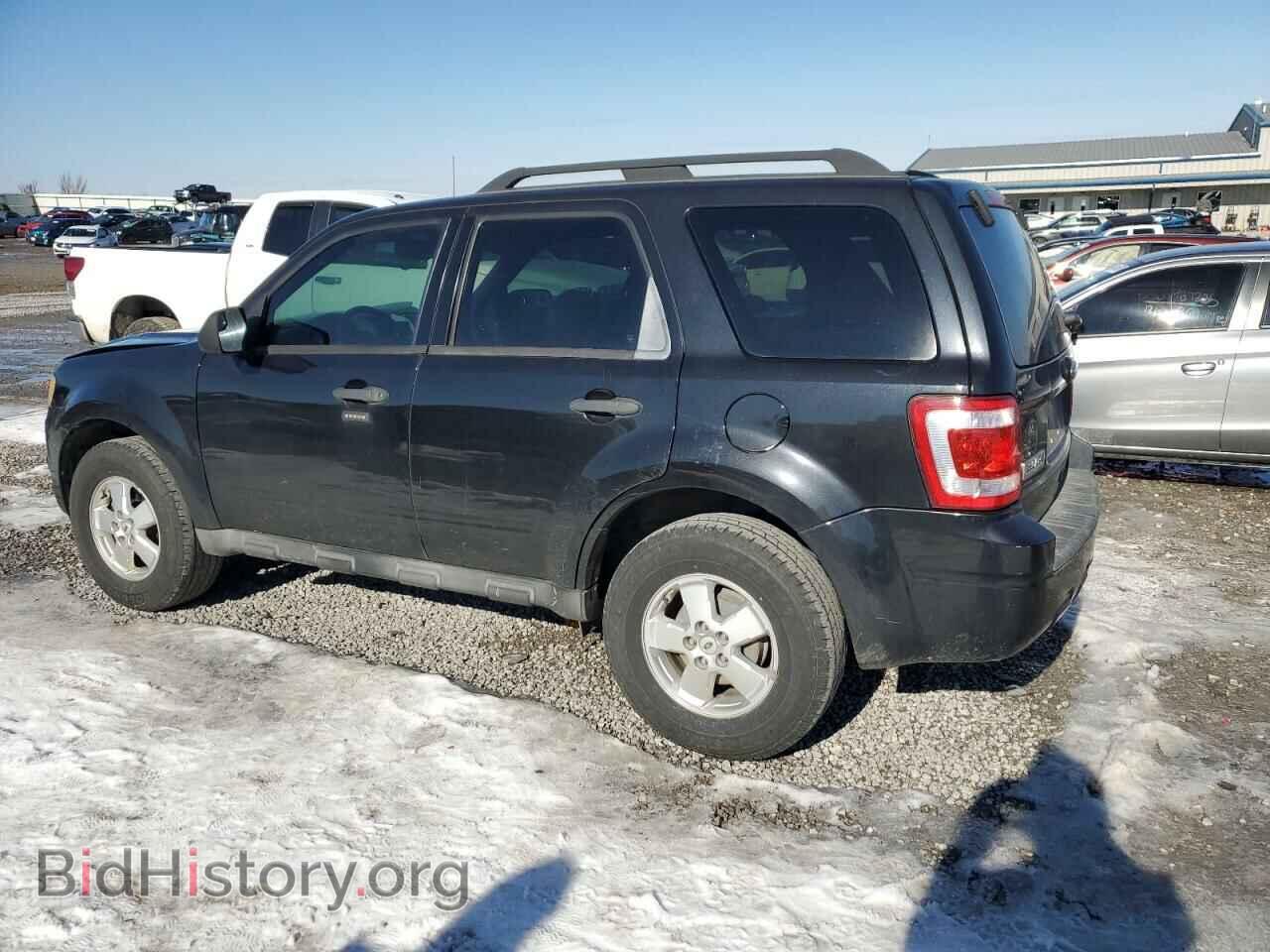 2011 FORD ESCAPE - VIN: 1FMCU0D74BKA32302 - Фото 2