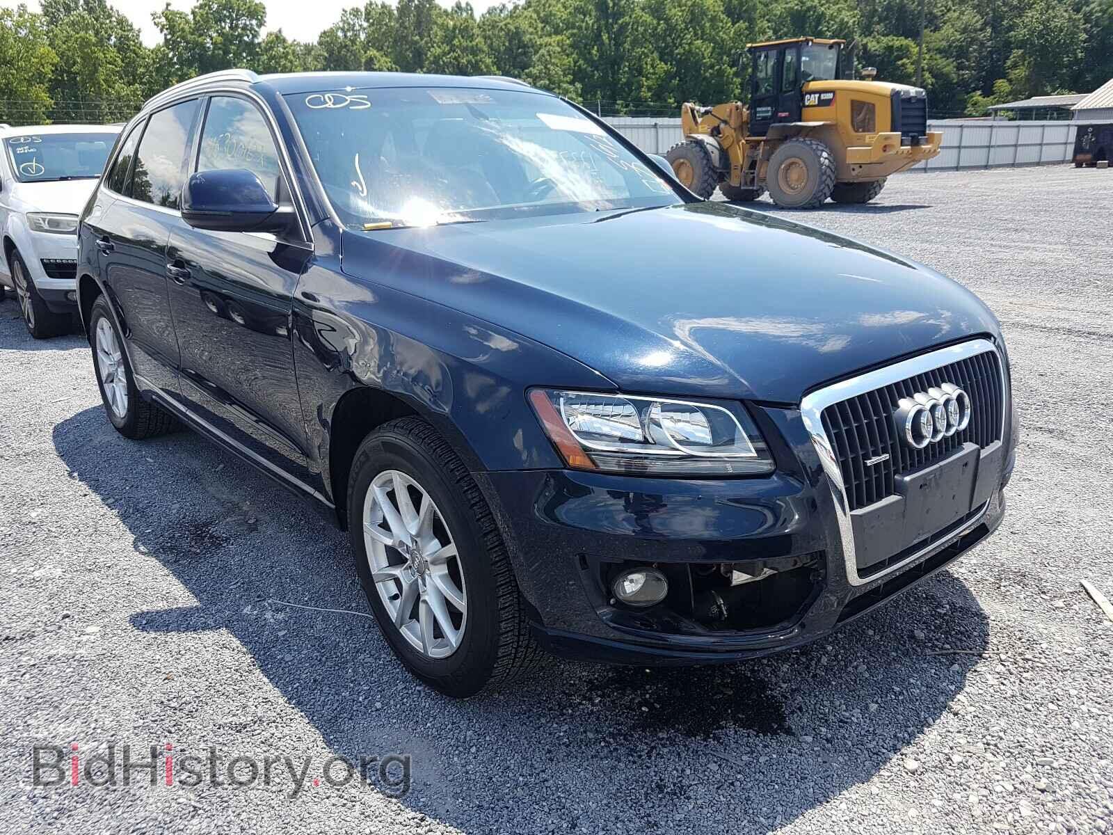 Фотография WA1CFAFP6BA054240 - AUDI Q5 2011