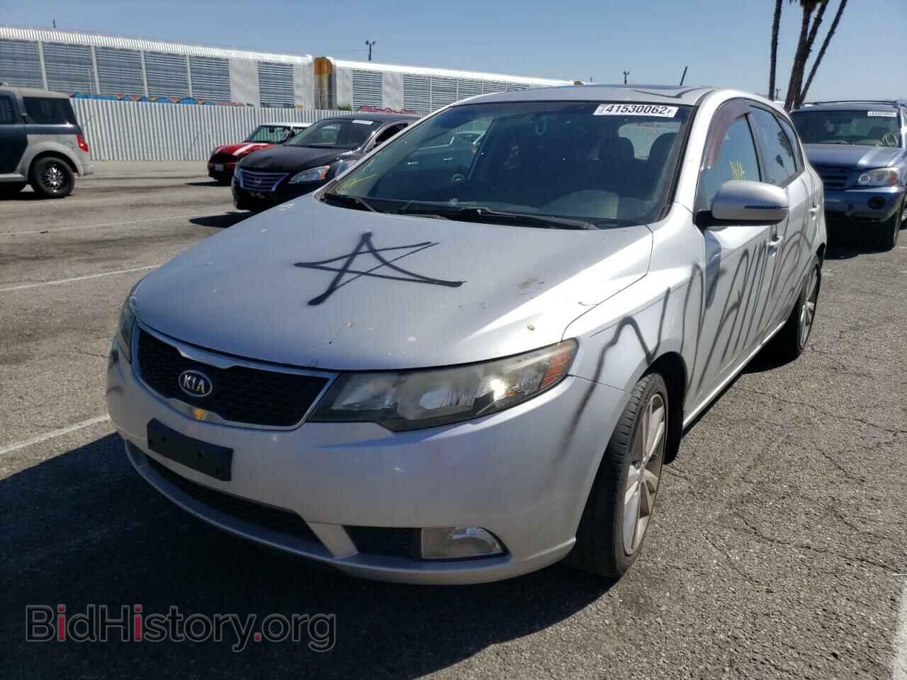 2011 KIA FORTE - VIN: KNAFW5A38B5338036 - Фото 2