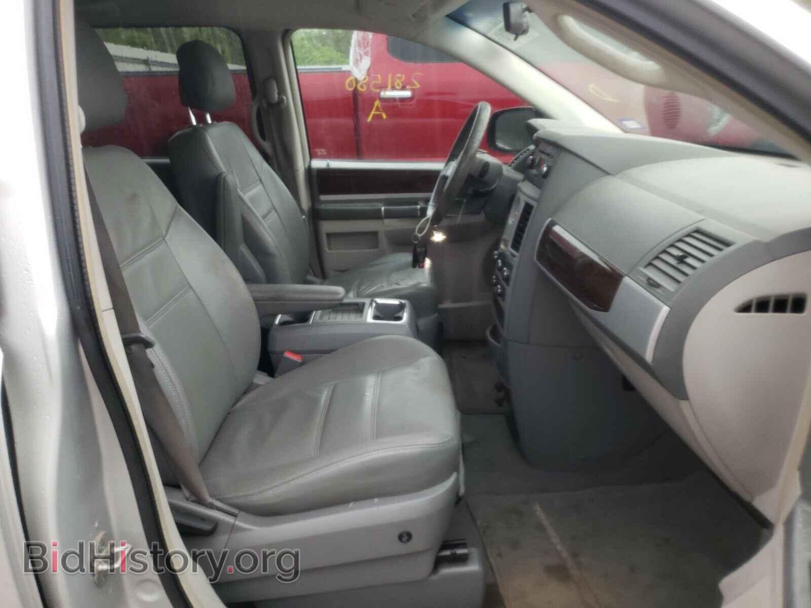 2010 CHRYSLER MINIVAN - VIN: 2A4RR5D14AR460874 - Фото 5
