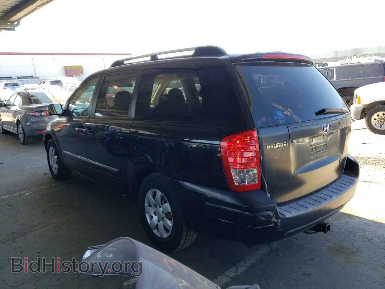 2007 HYUNDAI ENTOURAGE - VIN: KNDMC233676024787 - Фото 2