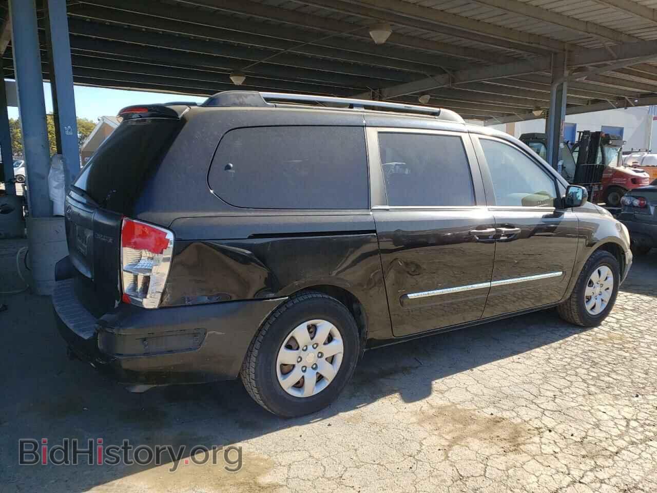 2007 HYUNDAI ENTOURAGE - VIN: KNDMC233676024787 - Фото 3