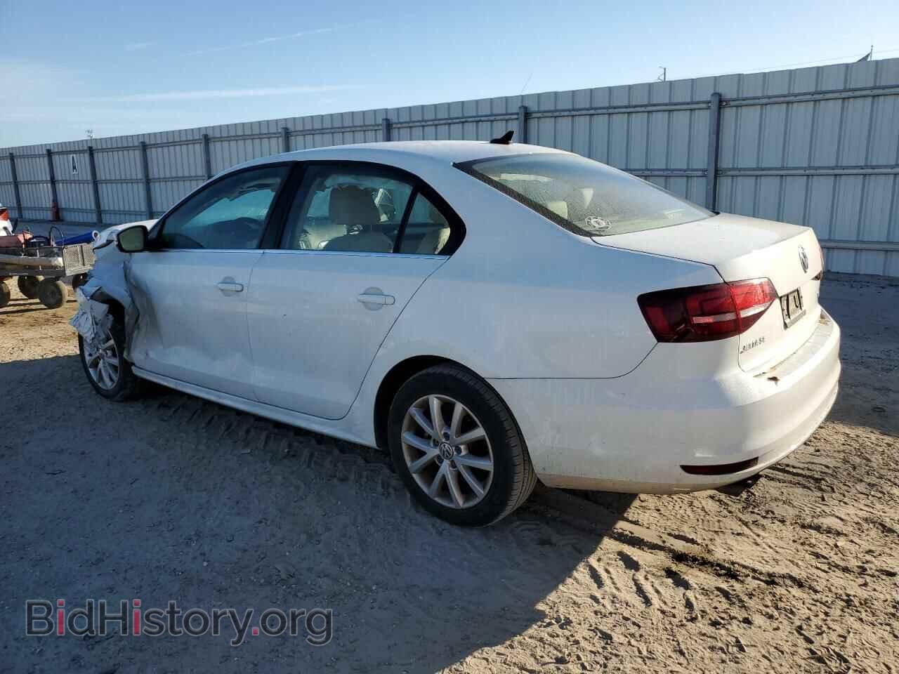 2017 VOLKSWAGEN JETTA - VIN: 3VWDB7AJ6HM307772 - Фото 2