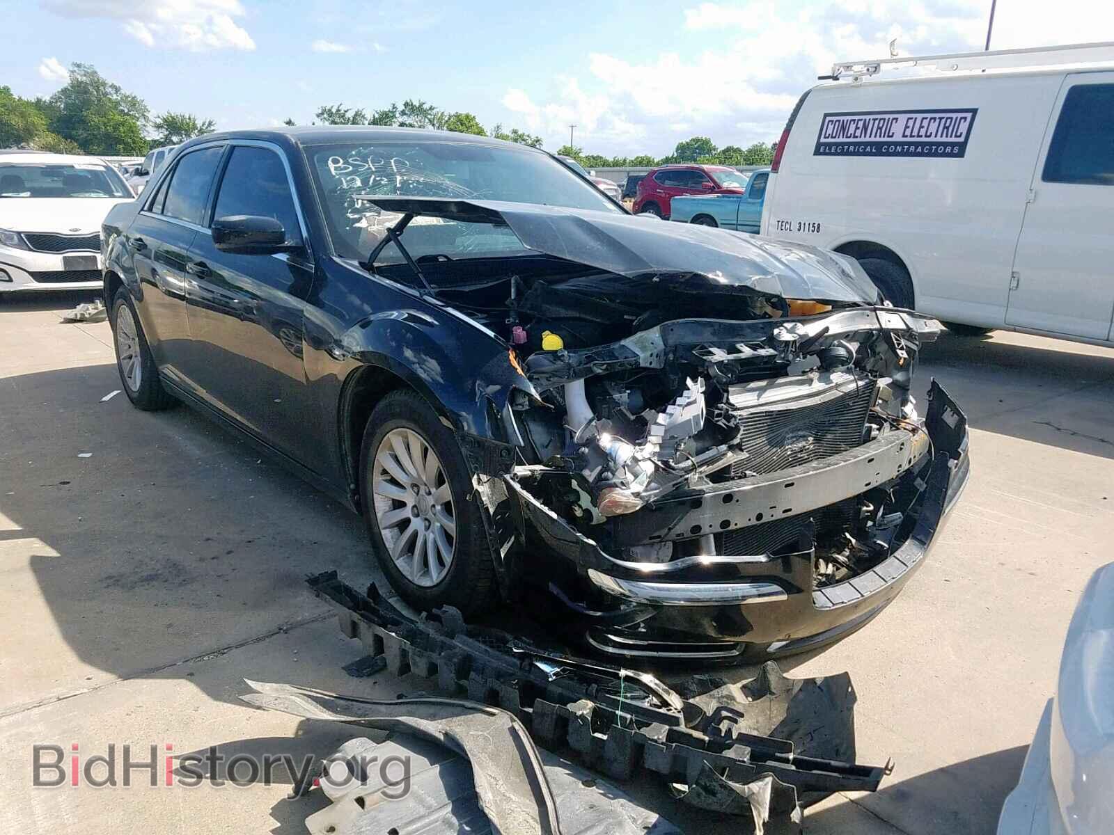 Фотография 2C3CCAAG8CH104956 - CHRYSLER 300 2012