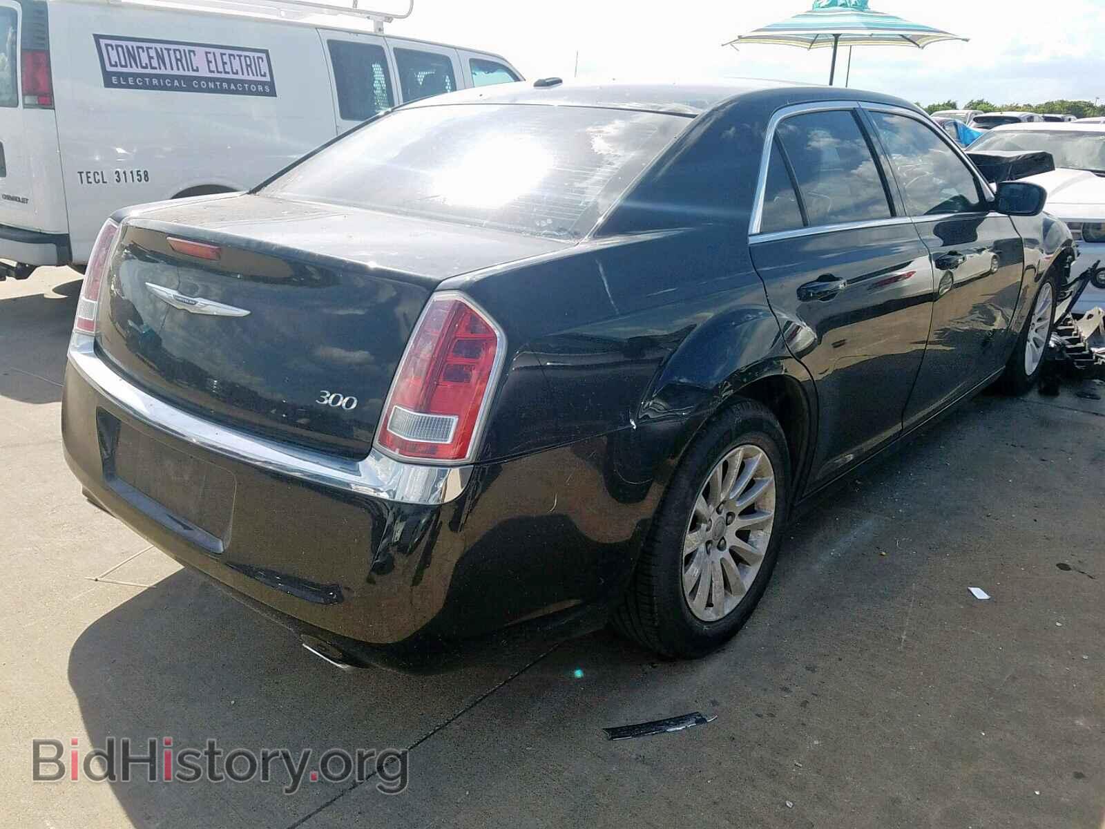 2012 CHRYSLER 300 - VIN: 2C3CCAAG8CH104956 - Photo 4