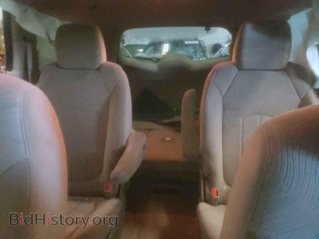 2011 BUICK ENCLAVE - VIN: 5GAKRAED9BJ319329 - Фото 10