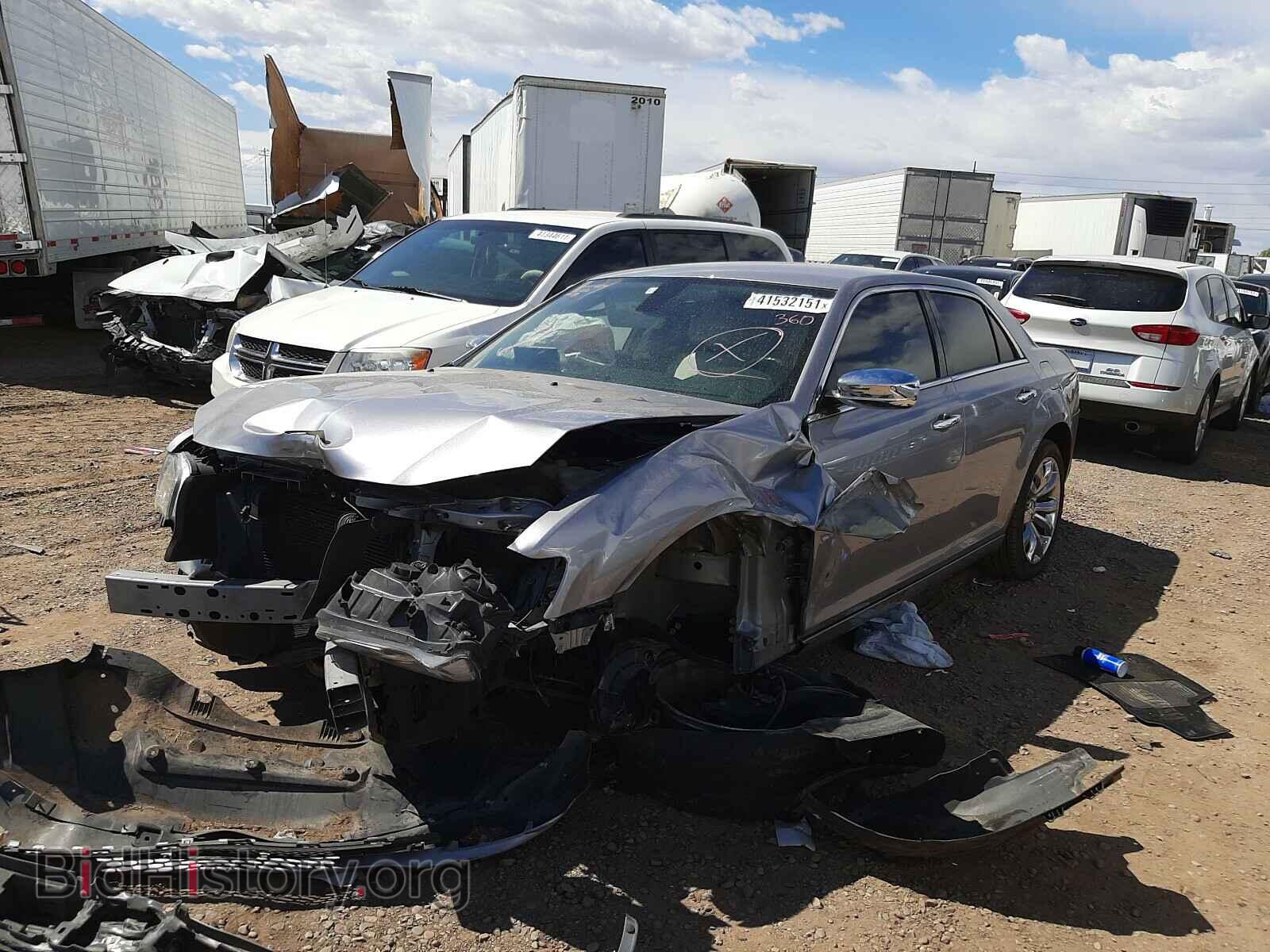 2018 CHRYSLER 300 - VIN: 2C3CCAEGXJH140218 - Фото 2