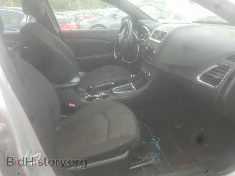 2011 Dodge AVENGER (VIN 1B3BD4FB8BN556142) — photo 5 of 10