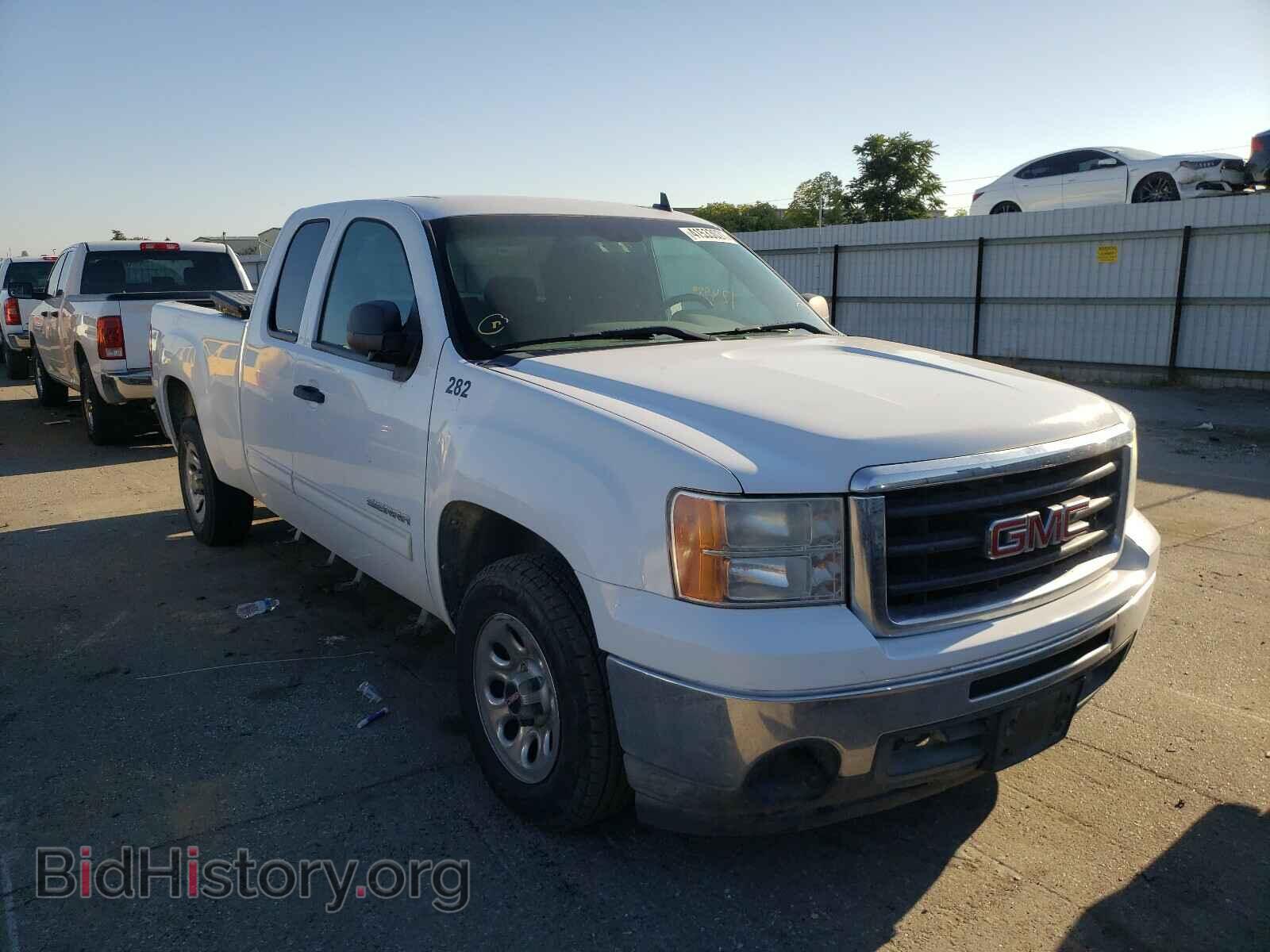 Photo 1GTR1UEA4BZ456207 - GMC SIERRA 2011