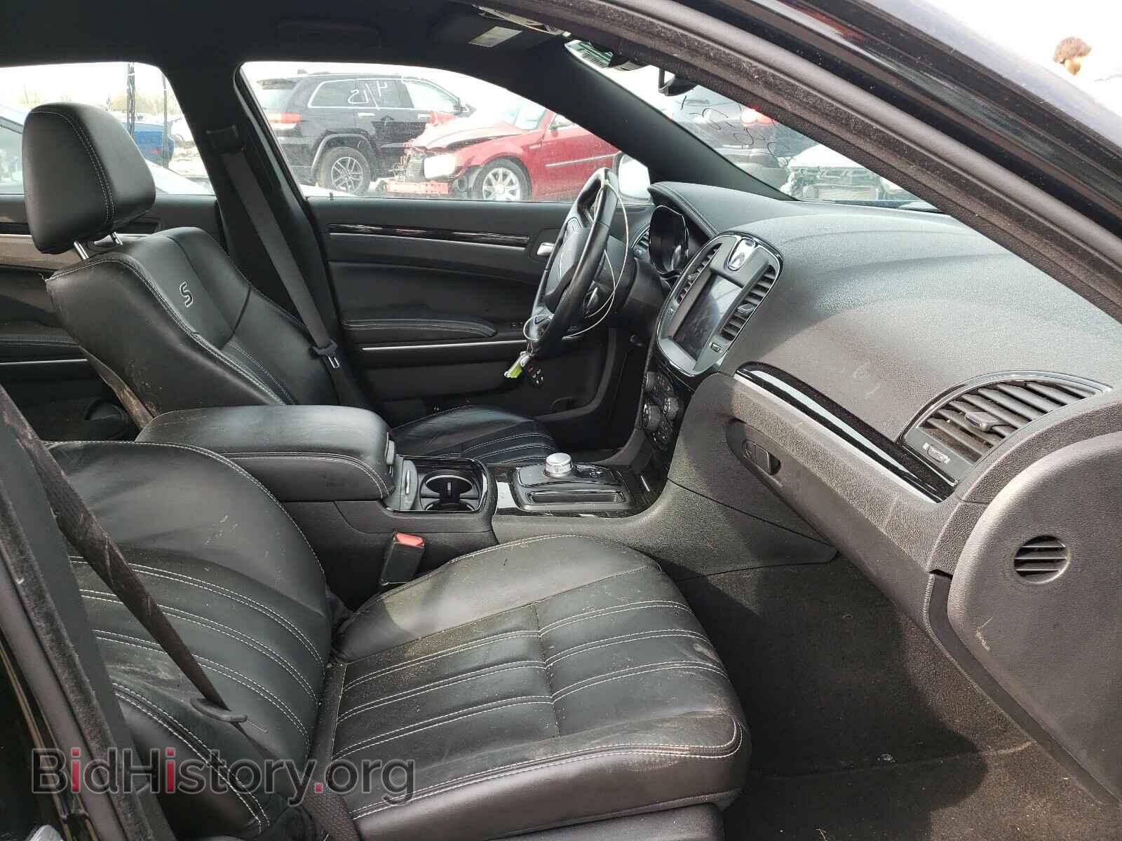 2019 CHRYSLER 300 - VIN: 2C3CCAGG2KH610790 - Фото 5