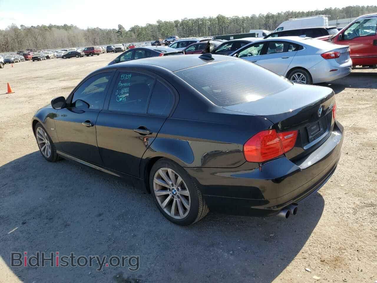 2011 BMW 3 SERIES - VIN: WBAPH7C52BE680994 - Фото 2