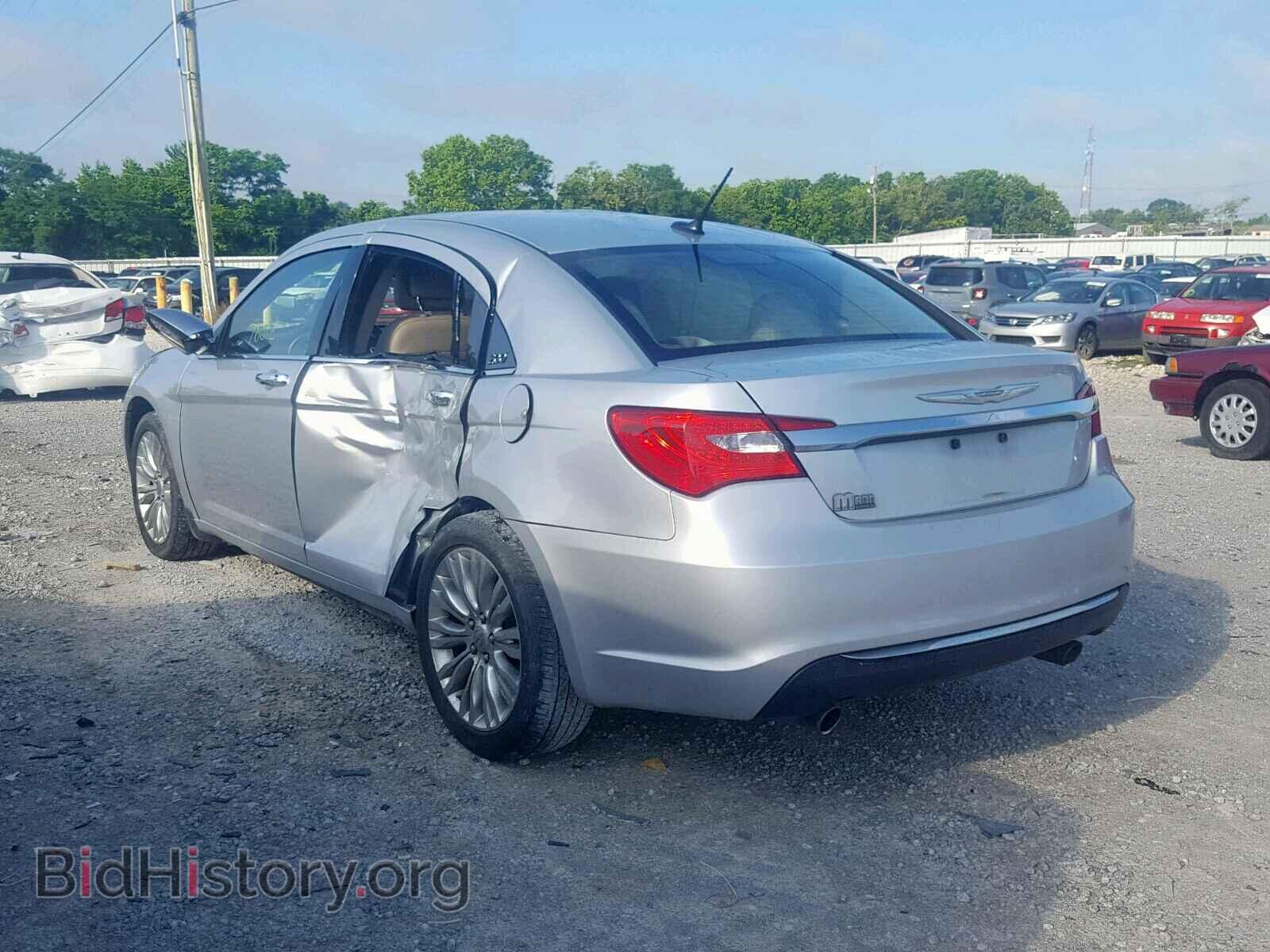 2011 CHRYSLER 200 - VIN: 1C3BC2FG8BN569172 - Фото 3