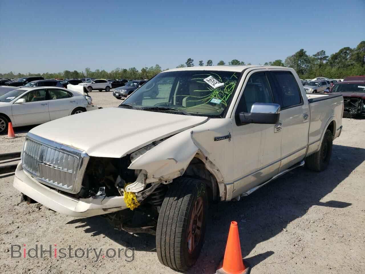 2007 LINCOLN MARK LT - VIN: 5LTPW16527FJ06556 - Фото 2