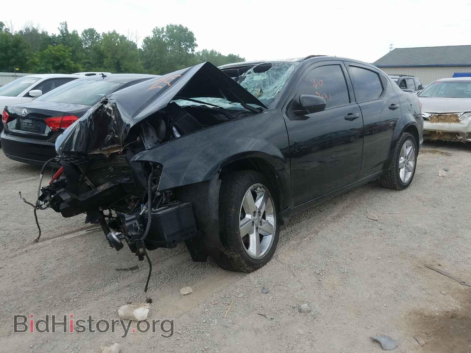 2011 DODGE AVENGER - VIN: 1B3BD2FG8BN572373 - Фото 2