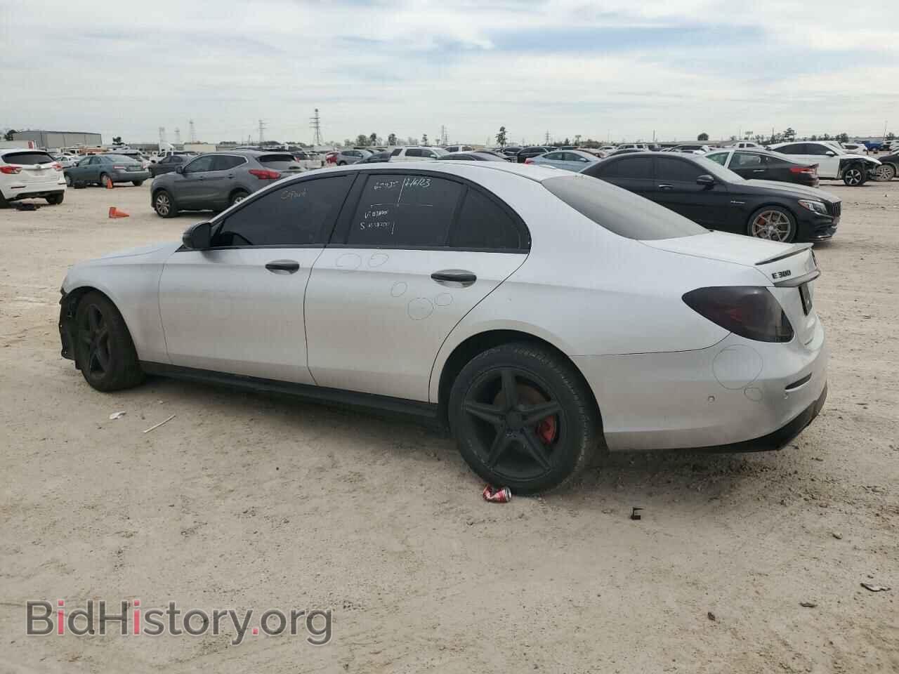 2017 MERCEDES-BENZ E-CLASS - VIN: WDDZF4JB6HA038700 - Фото 2