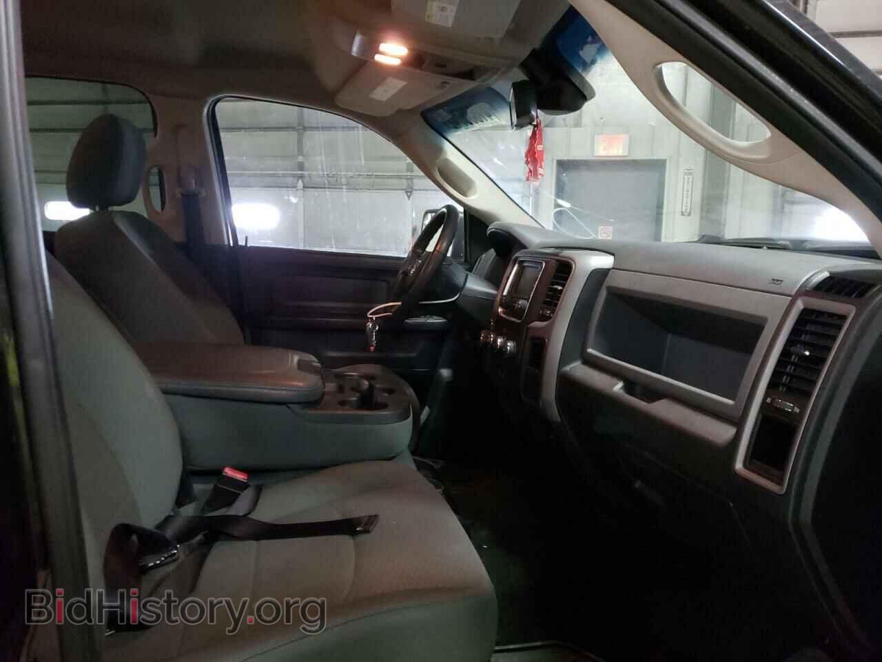 2015 RAM 1500 - VIN: 3C6RR7KT3FG676242 - Фото 5