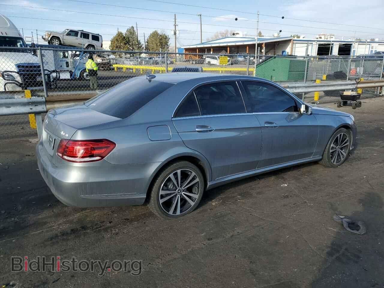 2014 MERCEDES-BENZ E-CLASS - VIN: WDDHF8JBXEA837720 - Фото 3